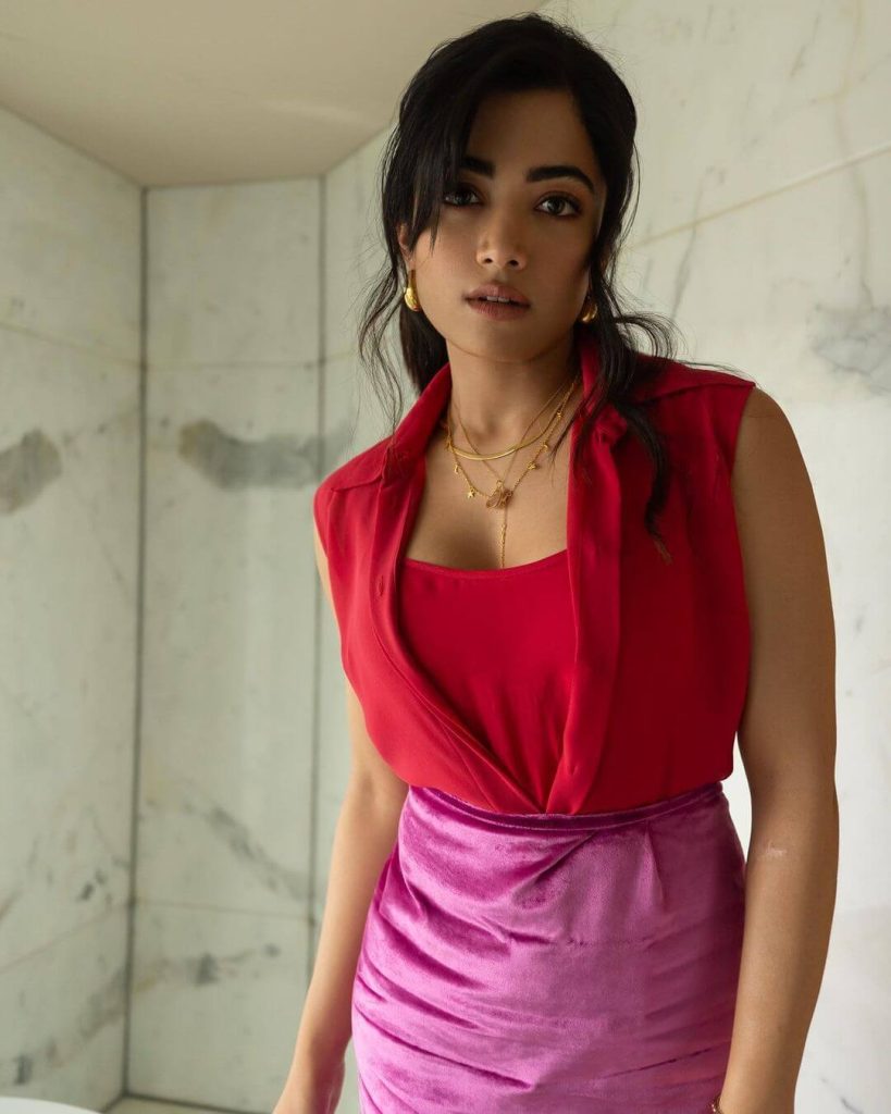 Actress rashmika mandanna - cine home ()